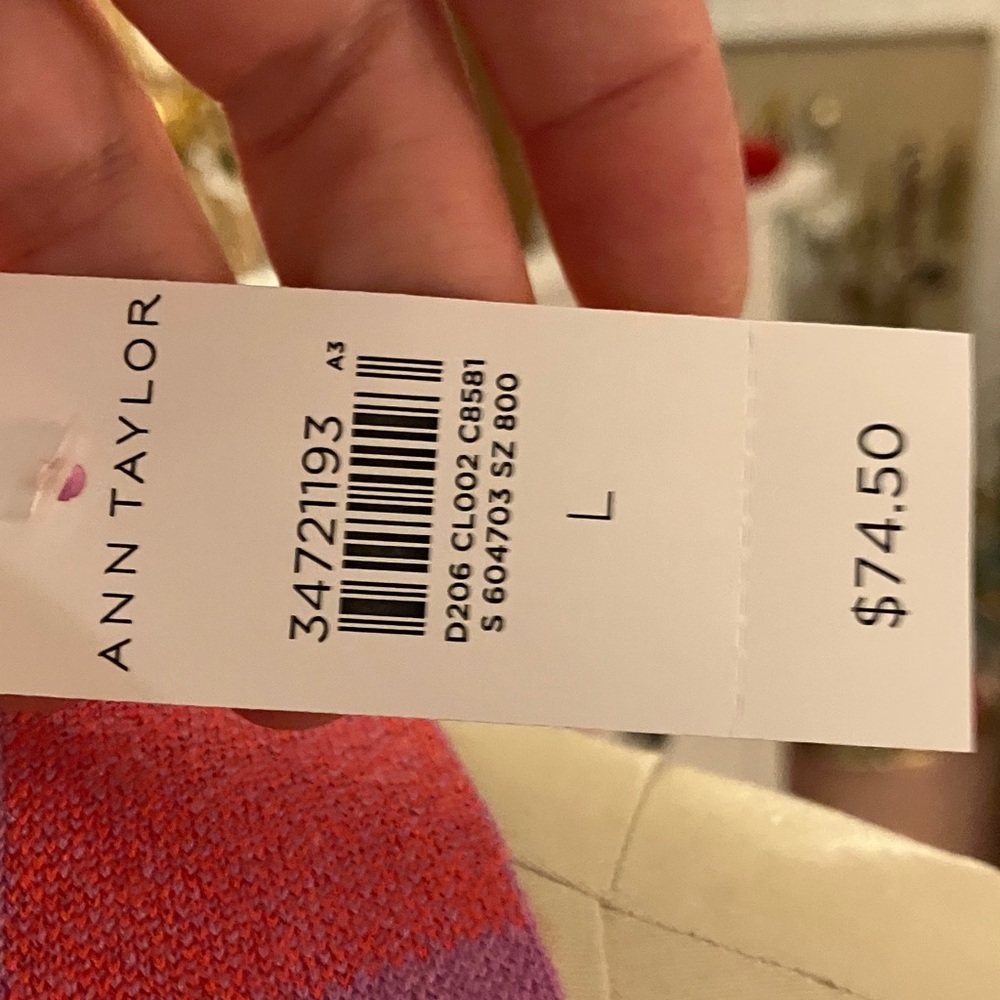 Ann Taylor top NWT - Picture 3 of 3
